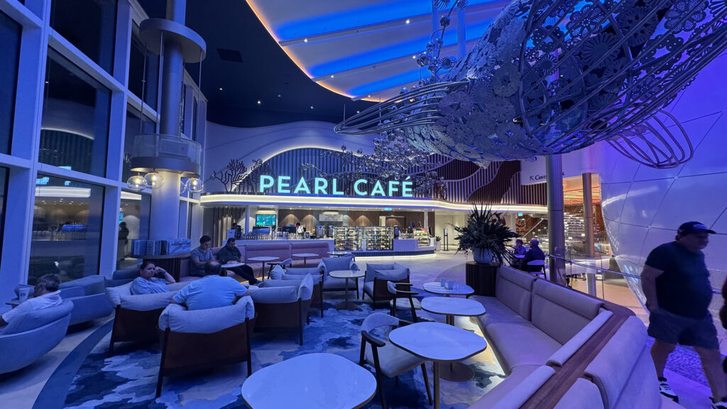 the pearl Café