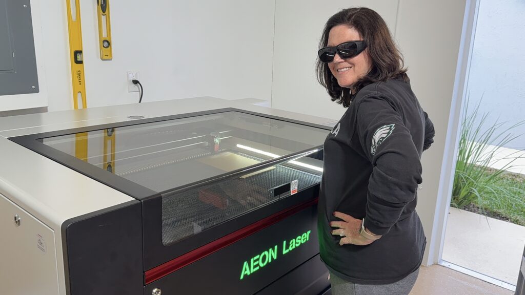 Always wear safety goggles when looking at the laser